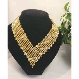 Beaded V-Shaped Gold Necklace. Gold Color